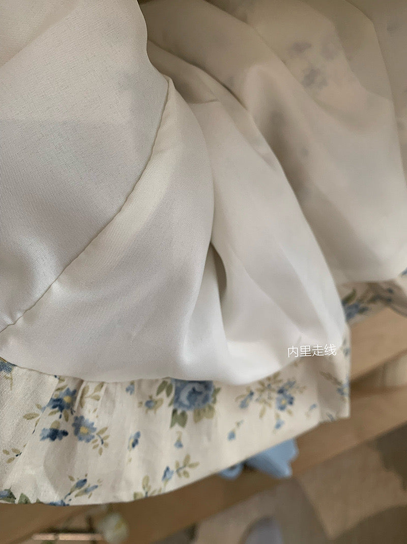 Melissa Floral Blue Ruched Bud Top