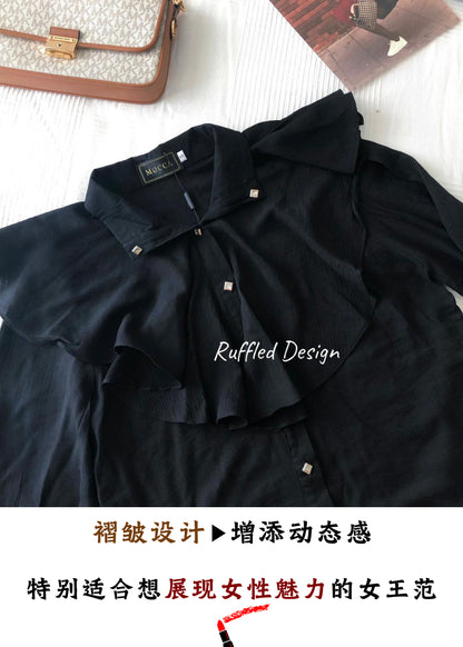 Black Diamond Button Blouse