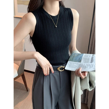 Round Neck Knitted Vest