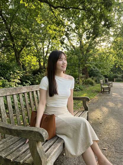 Sloping Waist Fit Basic Cotton Tee