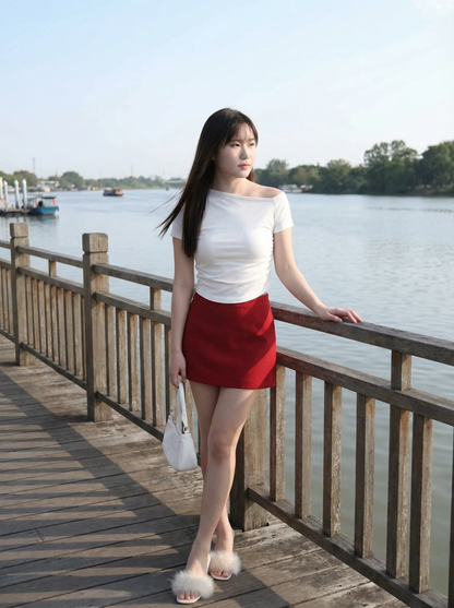 Sloping Waist Fit Basic Cotton Tee