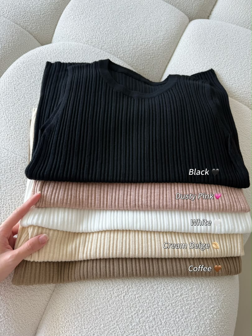 Round Neck Knitted Vest