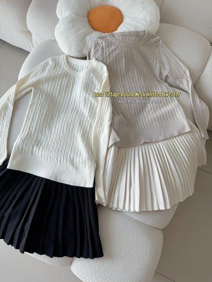 Luna Vintage Round Neck Knitted Sweater