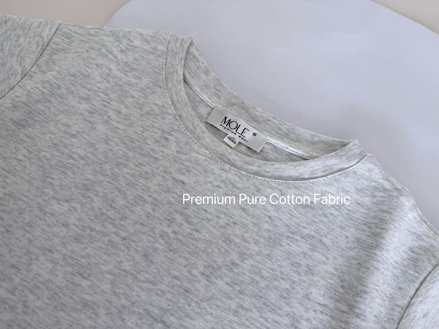 Like Uniqlo Basic Tee