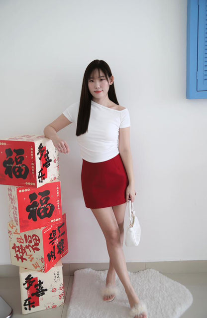 Sloping Waist Fit Basic Cotton Tee