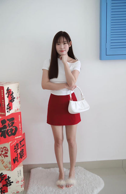 Sloping Waist Fit Basic Cotton Tee