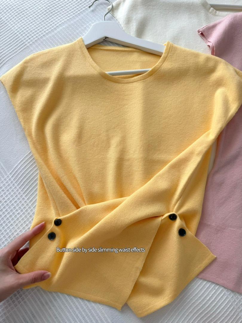 Cross Button Waist Soft Knitted Blouse