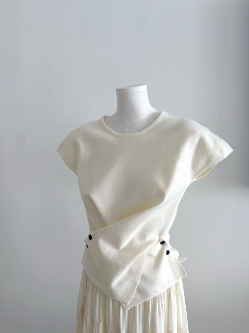 Cross Button Waist Soft Knitted Blouse