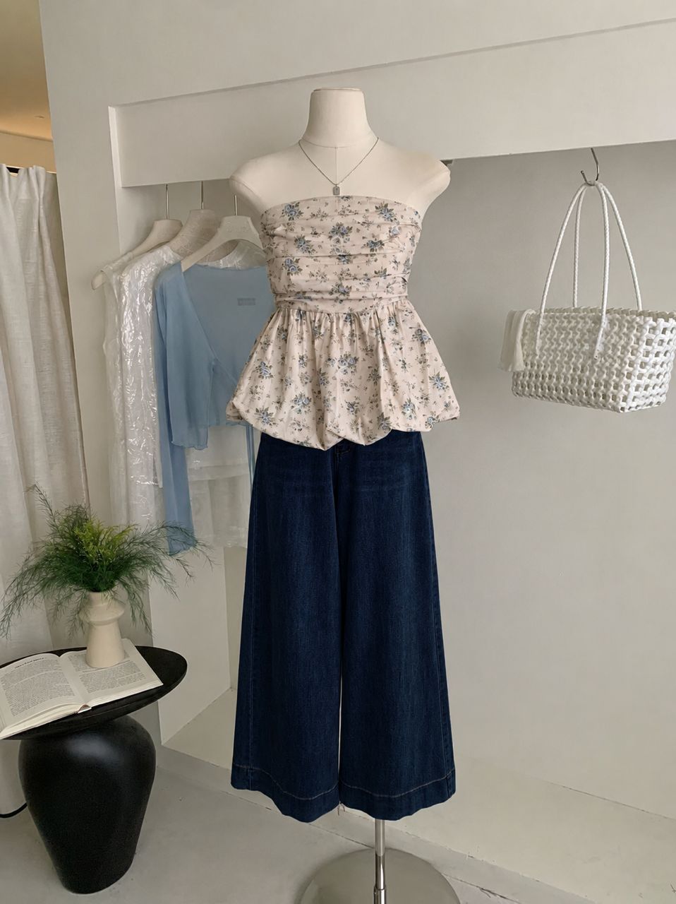 Melissa Floral Blue Ruched Bud Top